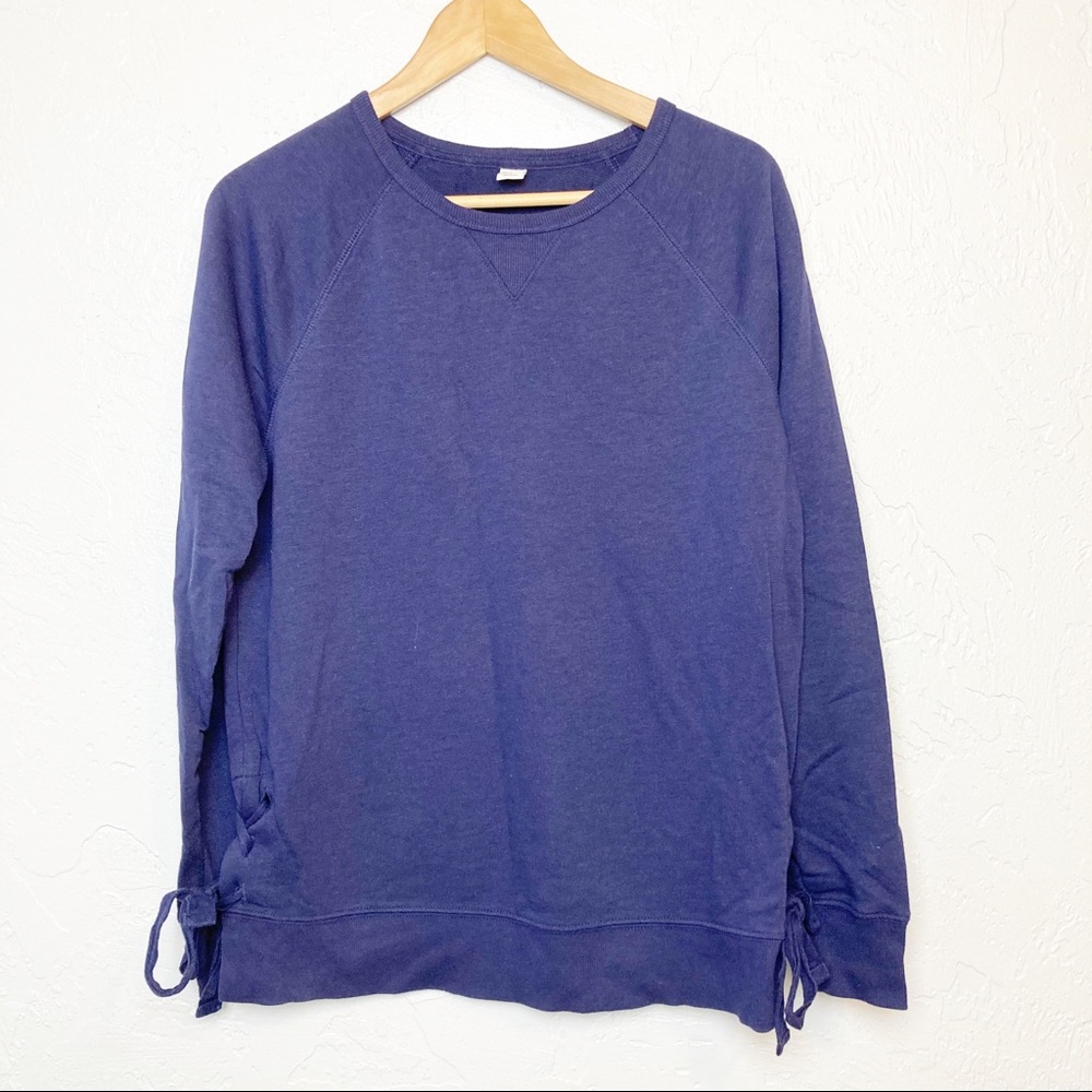 Old Navy Crewneck Sweatshirt Blue M laced sides